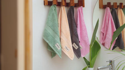 Bathriene 100% Bamboo Bath Towel Sunrise Yellow, 600 GSM, (75x150 cm, Pack of 1)